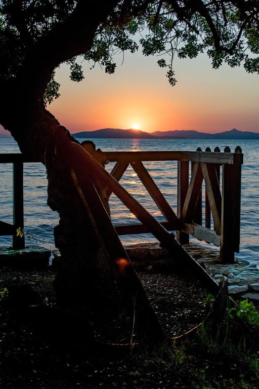 Magda Hotel Apartments Epidaurus Bagian luar foto